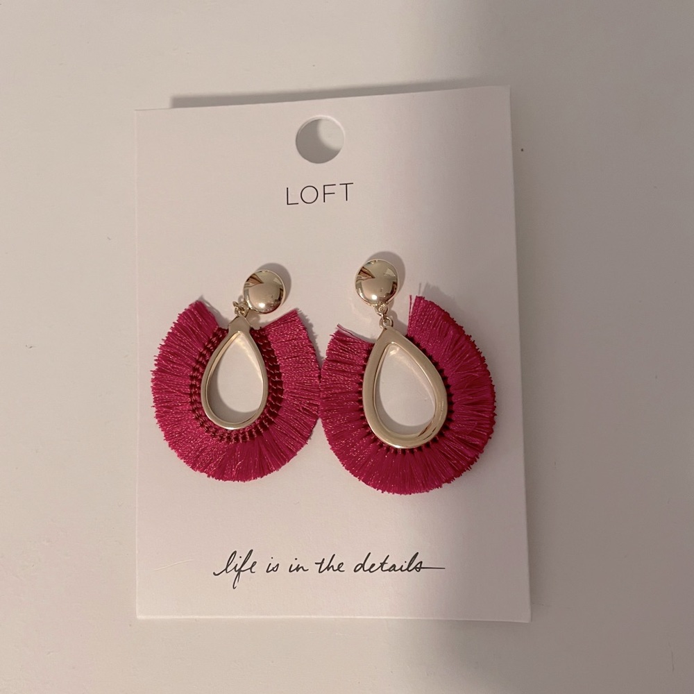 hot pink earings